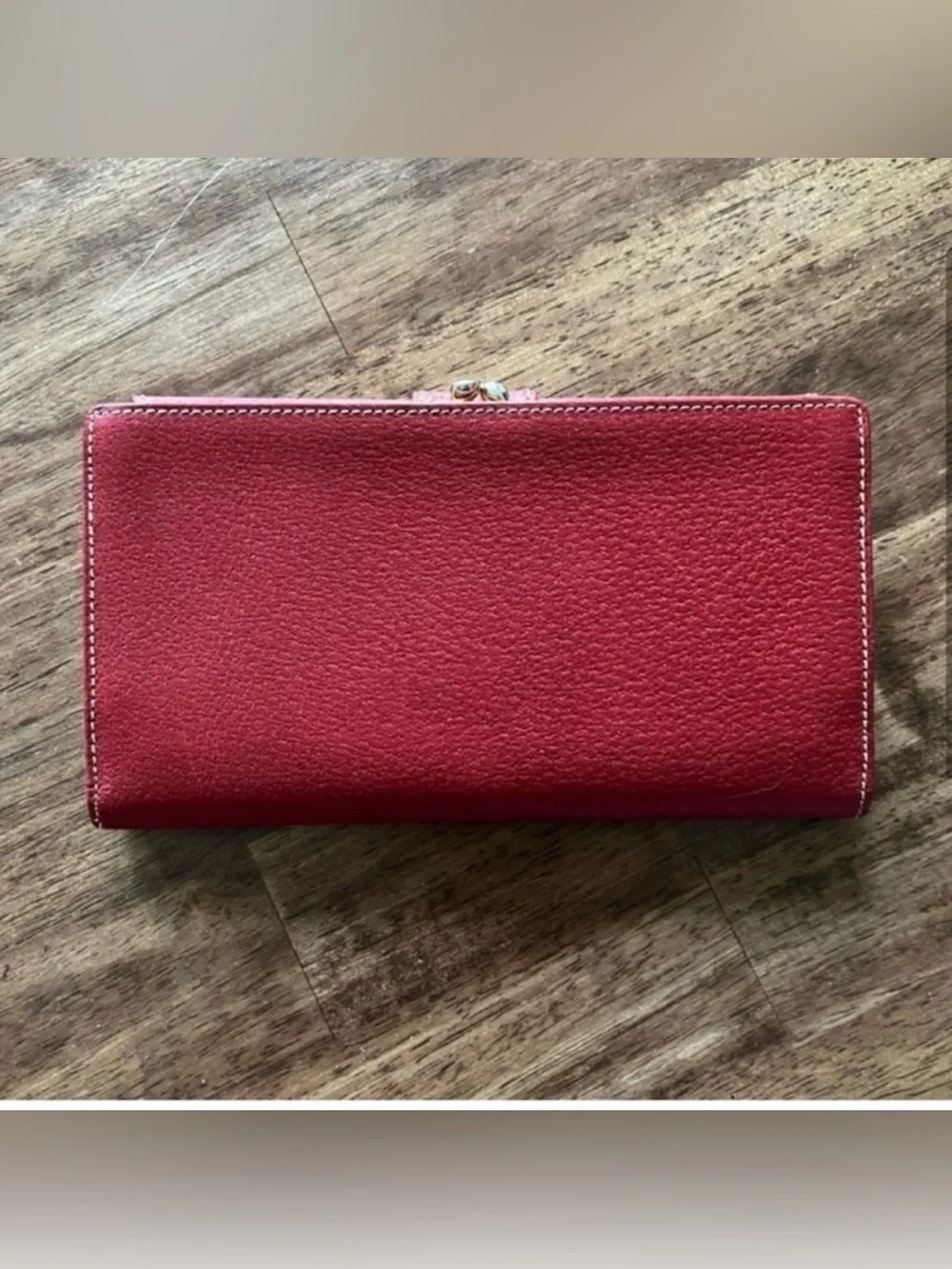 GUCCI Red Long Wallet Snap Closure and Kiss Lock Coin Pocket - Picture 2 of 11